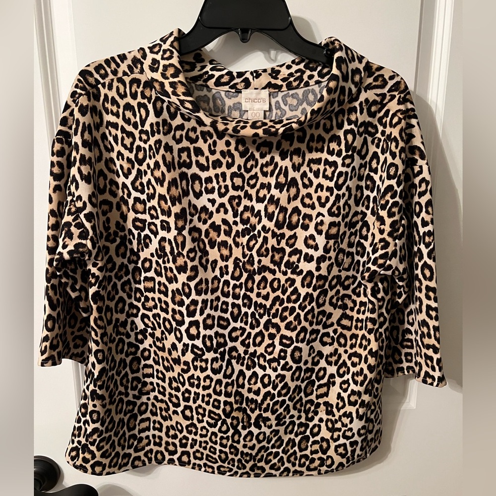 Women’s cheetah print blouse with collar